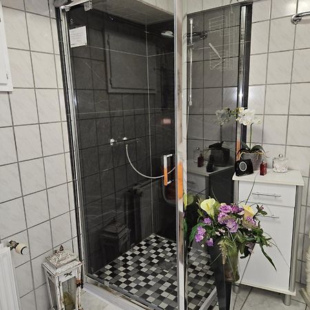 Ferienwohnung Meier คิพเพนไฮม์ ภายนอก รูปภาพ